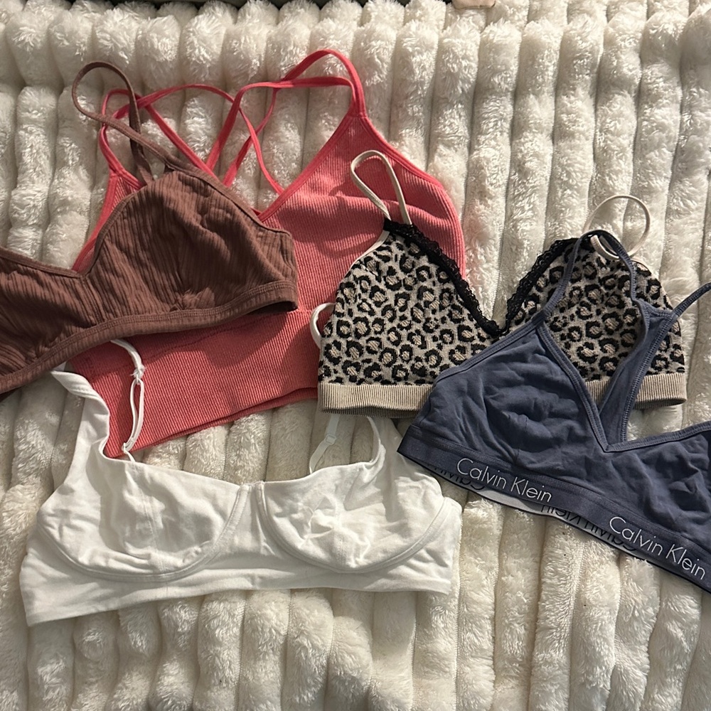 5 Bralette Bundle (M)